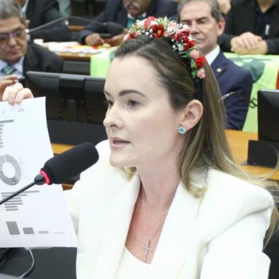 Deputada do PL critica estratégia de apoio à escala 4×3