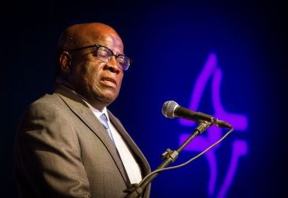 DC anuncia Joaquim Barbosa como candidato à Presidência, no lugar de Rebelo