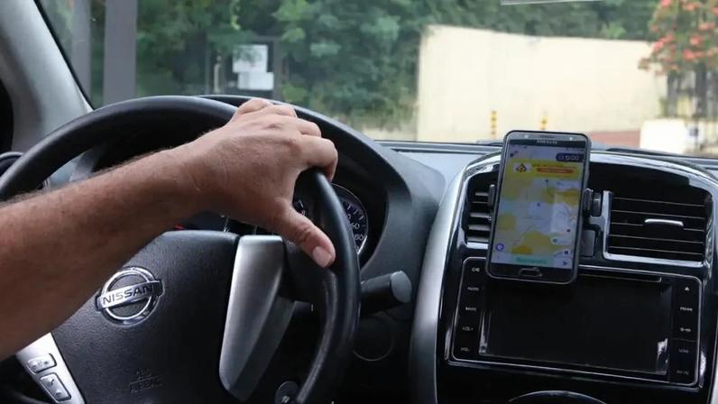 Motorista de aplicativo poderá recusar pagamento em dinheiro