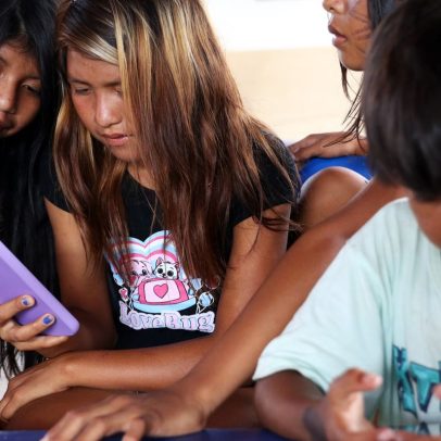 Desinformação causada por internet precária e falta de identificação