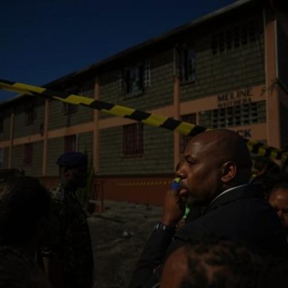 Incêndio em internato feminino no Quênia deixa 16 mortos