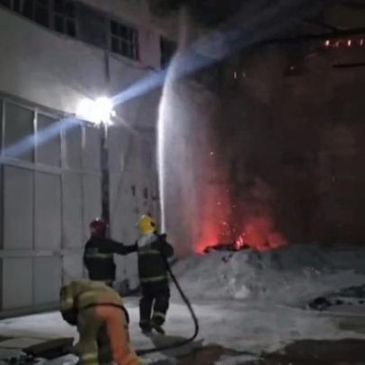 Incêndio atinge depósito de materiais de construção em Pirapora