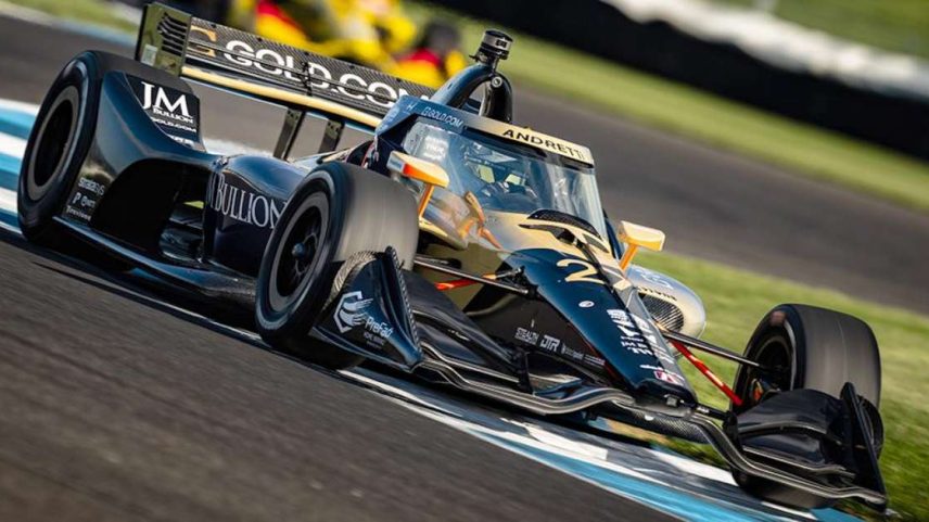 Carro de Kyle Kirkwood no circuito misto da IMS