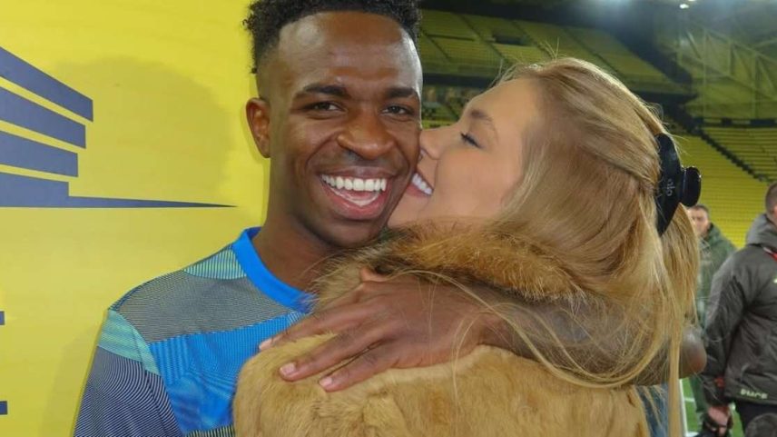 Virginia assiste a jogo de Vini Jr em meio a rumores de término