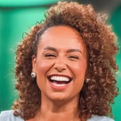 Karine Alves elogia Marta, defende renovação na Seleção feminina