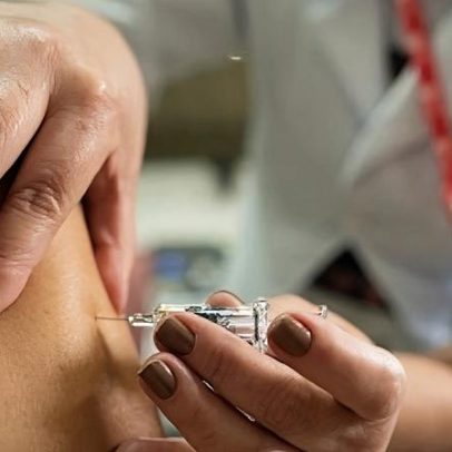 Atraso na compra da Coronavac provoca perda de R$ 260 milhões, aponta TCU