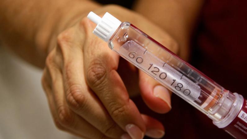 Canetas para aplicação de insulina,exame da curva glicêmica