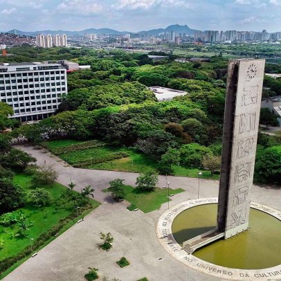 PM retira estudantes da reitoria da USP