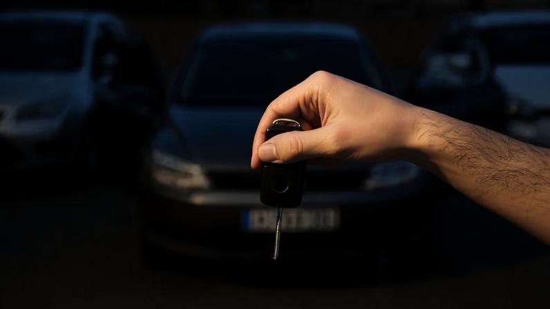 FGTS: Projeto de lei prevê uso do saldo para motorista de aplicativo comprar veículo — Foto: Getty Images