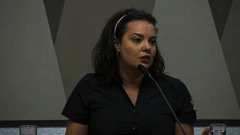Isabel Braga, médica da Fiocruz, está impedida de criar novos perfis no Instagram após decisão da Justiça. (Foto: Reprodução/YouTube/TV Senado)