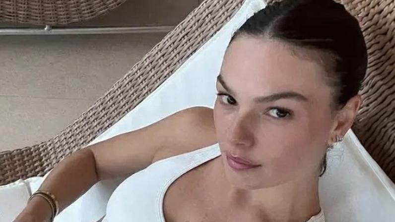 Isis Valverde