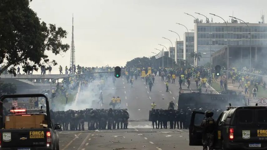 Praça dos Três Poderes em 8 de janeiro de 2023, em Brasília — Foto: Joedson Alves/Agencia Brasil