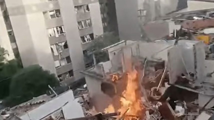 São Paulo (SP), 11/05/2026 - Explosão em casas e apartamentos perto do cruzamento da rua Dr. Benedito de Moraes Leme com a rua Piraúba, no Jaguaré. Frame: TV Brasil