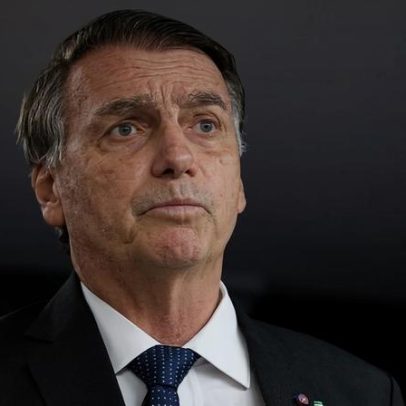 Bolsonaro avança na recuperação motora e funcional, informa boletim médico