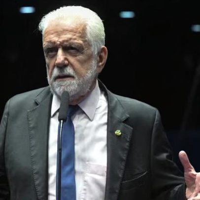 Wagner minimiza visita de Flávio a Trump diante de escândalo no Brasil