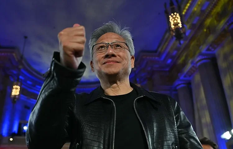 Jensen Huang, CEO da Nvidia: executivo viaja com Trump para debater mercado de tecnologia na China (ANDREW CABALLERO-REYNOLDS / Colaborador/Getty Images)