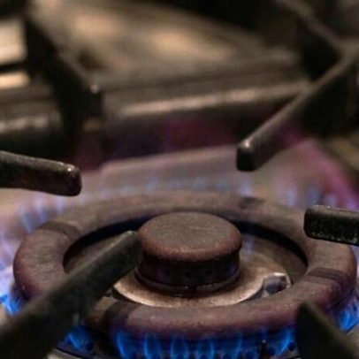 Abegás alerta para alta de até 40% no gás em agosto