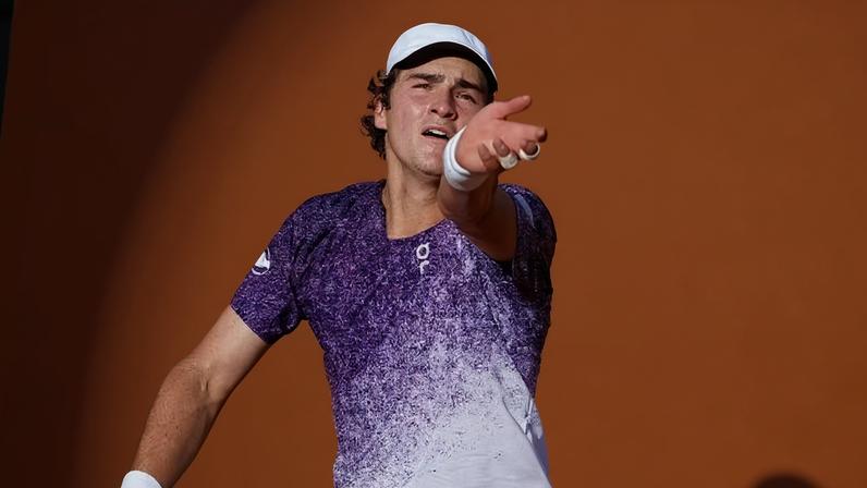 João Fonseca encara Novak Djokovic pela terceira rodada de Roland Garros