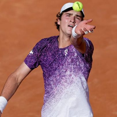 Transmissão ao vivo de João Fonseca x Djokovic em Roland Garros: onde assistir