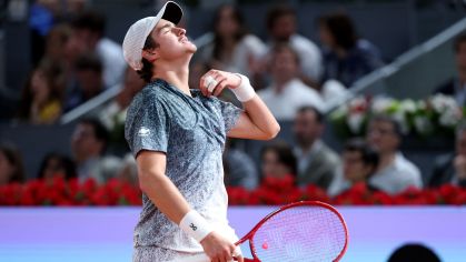 João Fonseca lamenta ponto perdido contra Rafael Jodar no Madrid Open