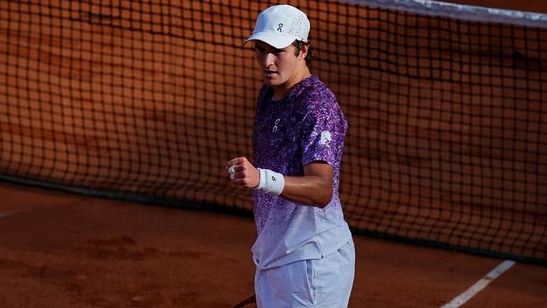João Fonseca na primeira rodada de Roland Garros em 2026