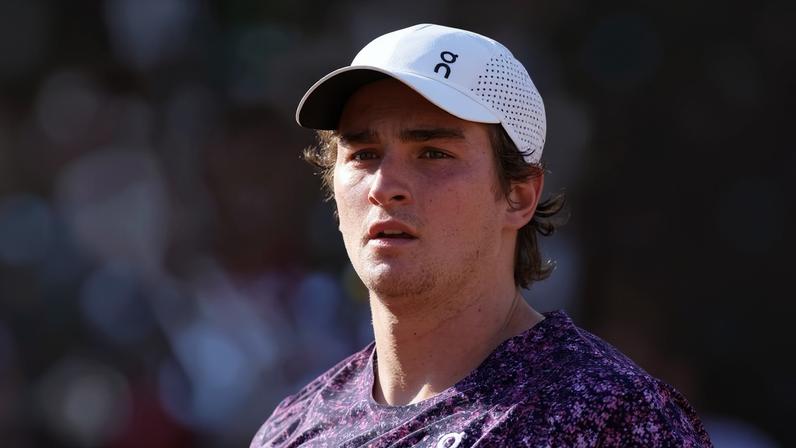 João Fonseca na primeira rodada de Roland Garros em 2026