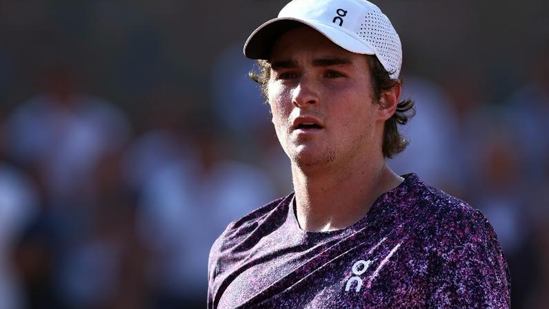 João Fonseca na primeira rodada de Roland Garros em 2026