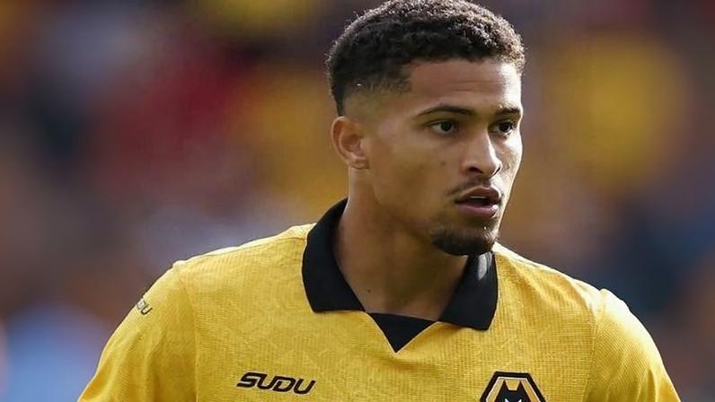 João Gomes pode trocar o rebaixado Wolverhampton pelo Atlético de Madri