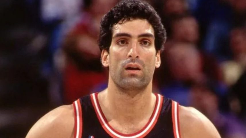 Ex-jogador da NBA Rony Seikaly