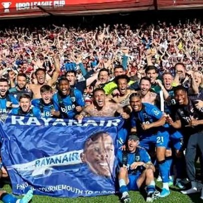 Rayan vira xodó da festa do Bournemouth, ex-time de Paquetá cai