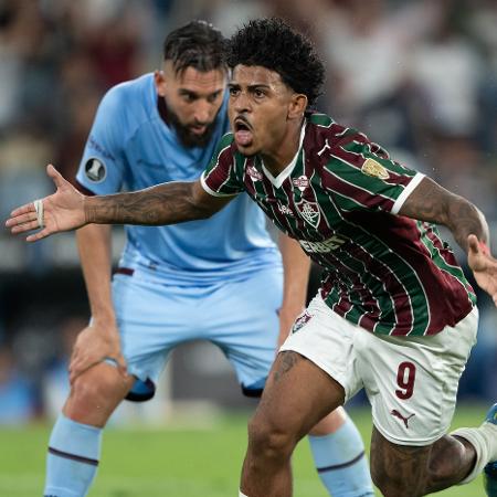 John Kennedy comemora gol do Fluminense contra o Bolívar