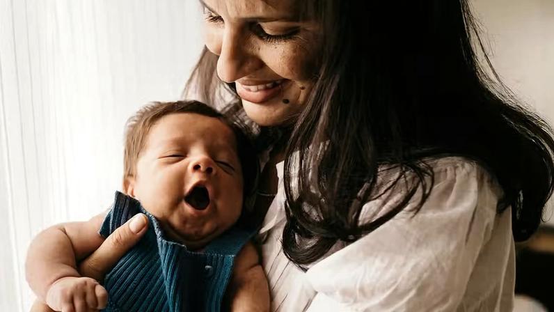 Novo estudo mostra que o bocejo da mãe pode ser transmitido ao feto. Ainda não se sabe se esses bocejos podem influenciar comportamentos futuros