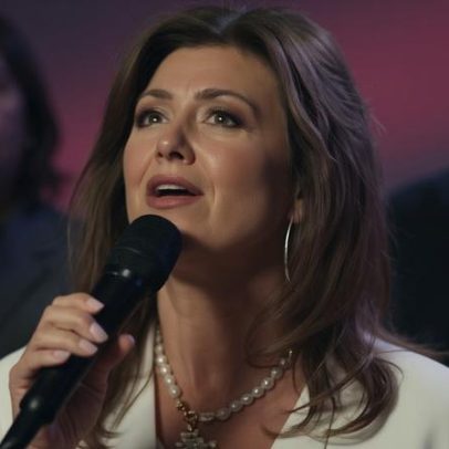 Joni Lamb é homenageada em memorial por marido e filhas; tributo do filho