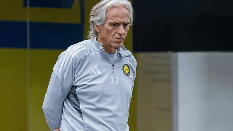 Jorge Jesus deixou o Al-Nassr e agora está de olho na seleção de Portugal