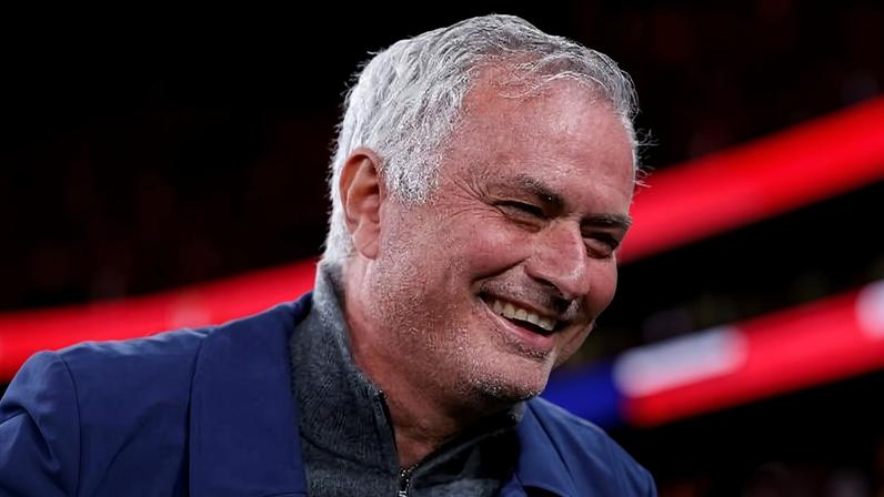 Volta de José Mourinho é só o primeiro movimento de mercado prometido pelo Real