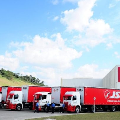 JSLG3 tem lucro 85% menor no 1T26, mas mantém crescimento operacional