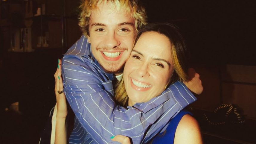 Juliano Floss posta foto com Ana Paula e brinca: 'Feliz Dia das Mães' — Foto: Reprodução/Instagram