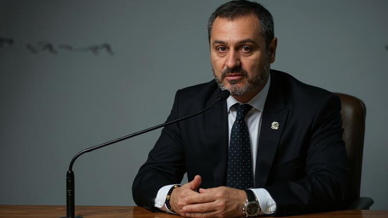 PF Andrei Passos
