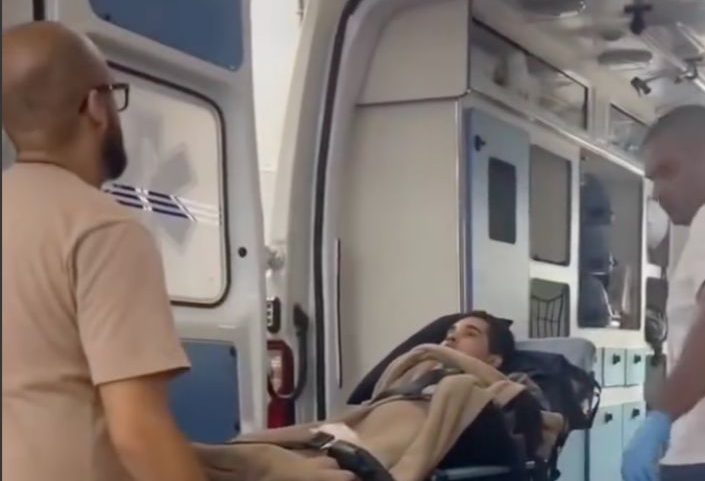 Kaiky Mello volta para casa após internação por pneumonia