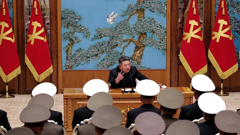 Imagem colorida mostra Kim Jong-un - Metrópoles