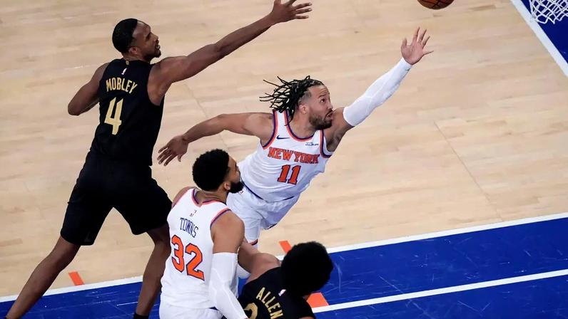 Knicks tenta abrir 2 a 0 na série