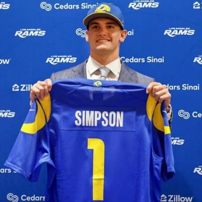 Ty Simpson destaca vantagem de aprender com Stafford e Adams