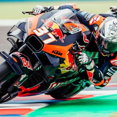 Pedro Acosta conquista pole no GP da Catalunha MotoGP