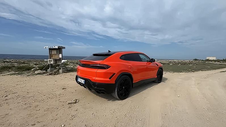 Urus SE - híbrido da Lamborghini