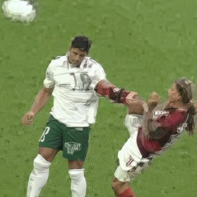 Áudio do VAR sobre expulsão de Carrascal: trecho 'assumiu o risco'
