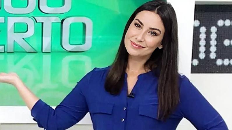 Apresentadora desempregada usa vídeo de Tino Marcos para pedir vaga na TV