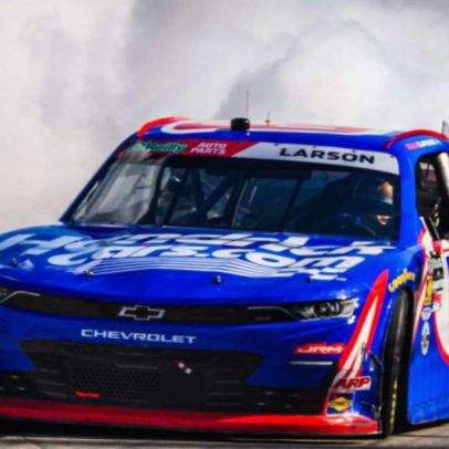 Kyle Larson vence corrida da O'Reilly Series no Texas