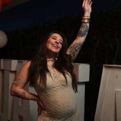 Grávida Lauana Prado celebra 37 anos e o primeiro com Domzinho