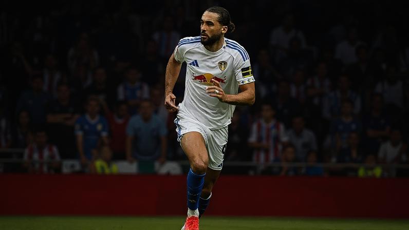 Dominic Calvert (Leeds) durante jogo contra o Chelsea, no dia 26.04.2026