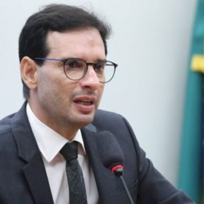 Câmara realiza 1ª sessão da comissão da PEC do fim da jornada 6 x 1